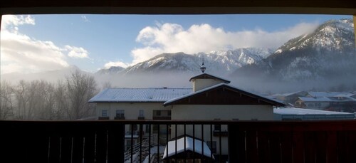 Mountain View Haus on Main - In the heart of "Bavaria"