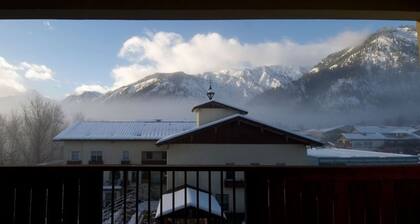 Mountain View Haus on Main - In the heart of "Bavaria"