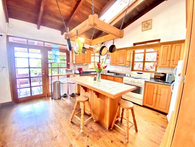 Lake Front Paradise/Nature & Mayan Culture Collide