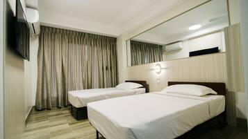 Schreibtisch, Zustellbetten, kostenloses WLAN, Bettwäsche