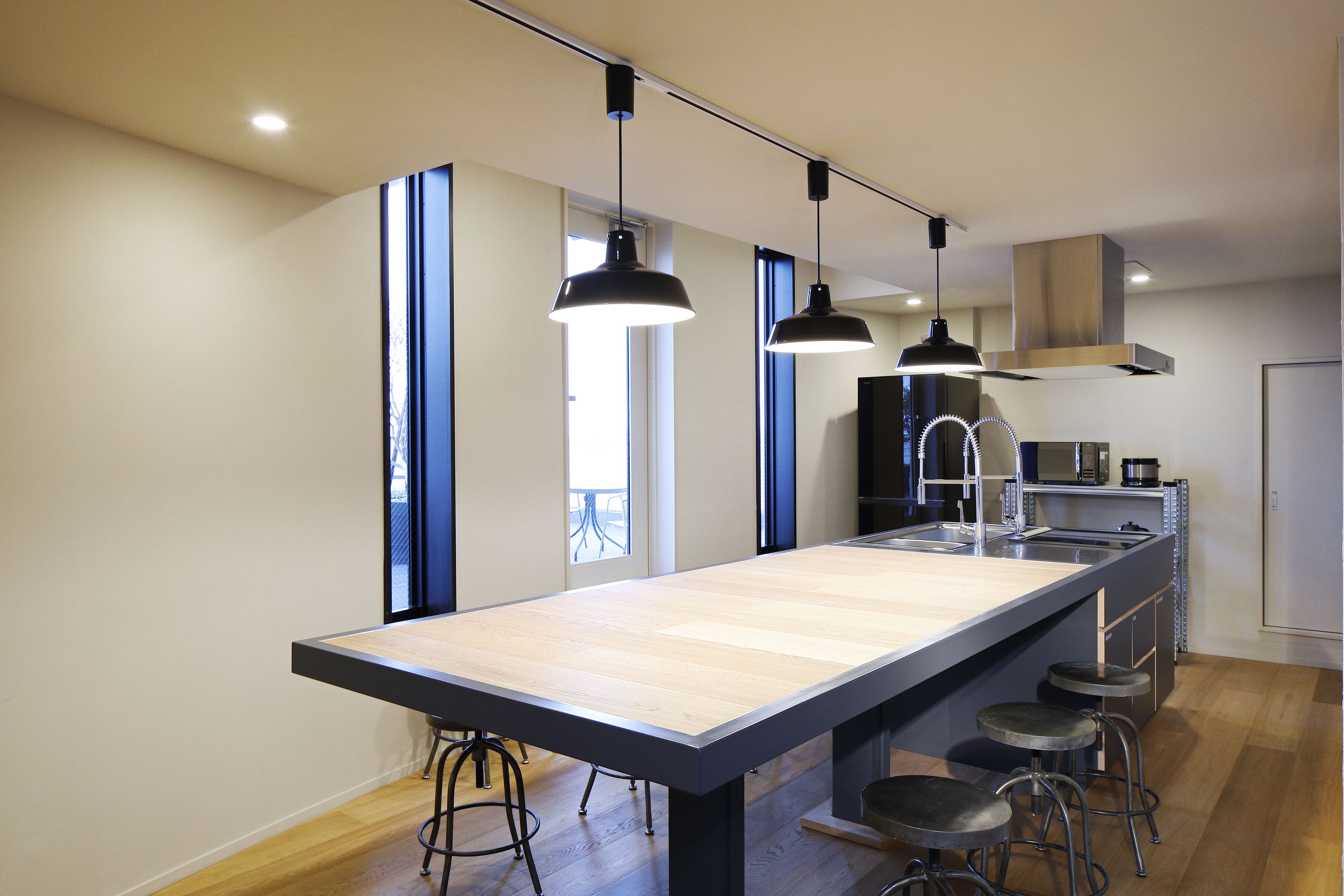 Shared fridge, microwave