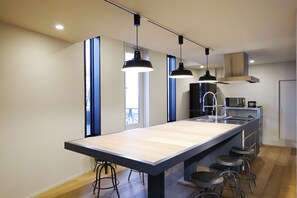 冷蔵庫、電子レンジ