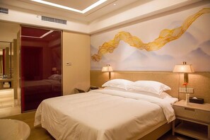In-room safe, desk, blackout curtains, rollaway beds - Kare Prime Hotel Dapeng Shenzhen (Shenzhen)