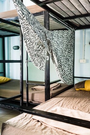 A Dormitory 14-Bed