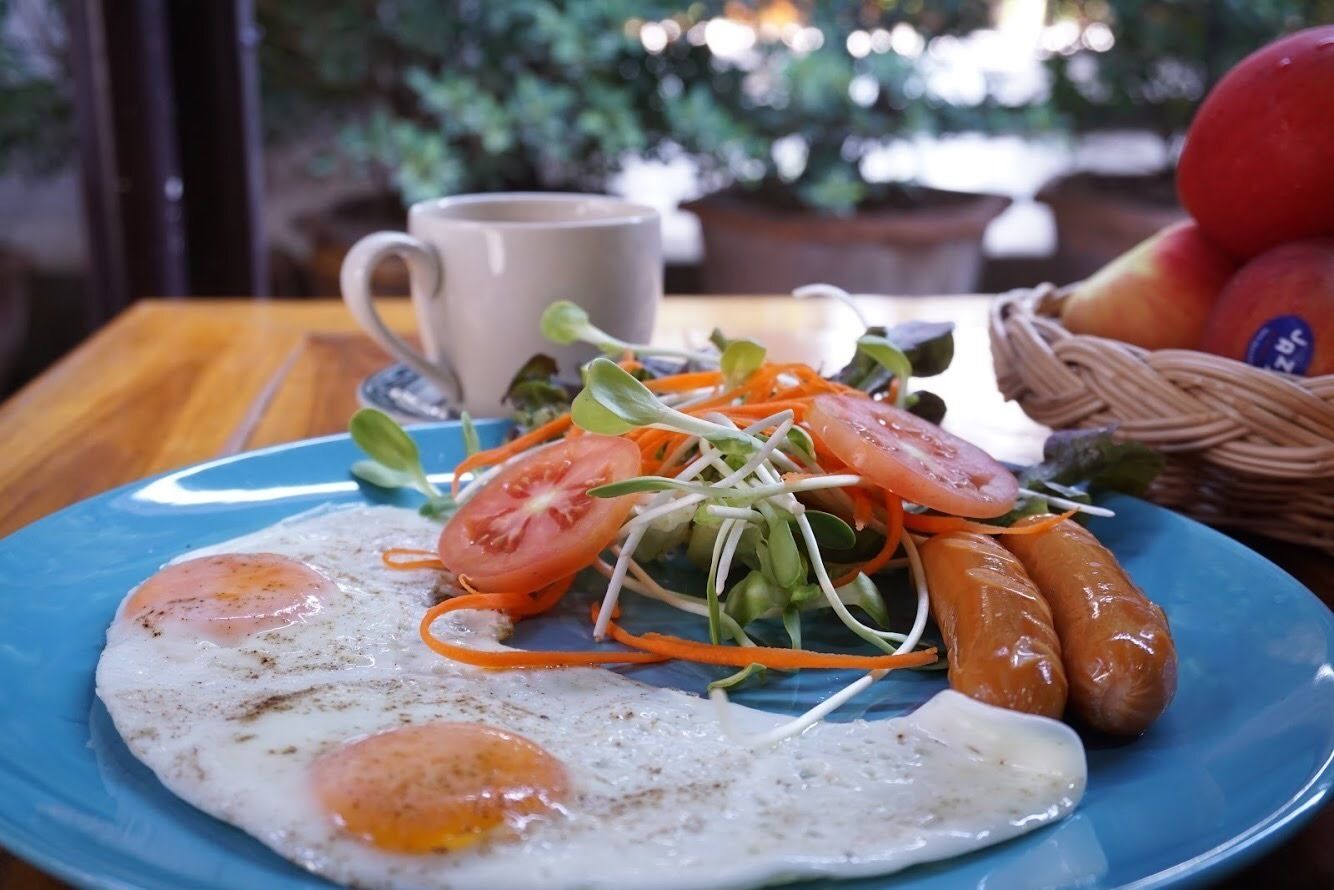 daily local cuisine breakfast (thb 100 per person)