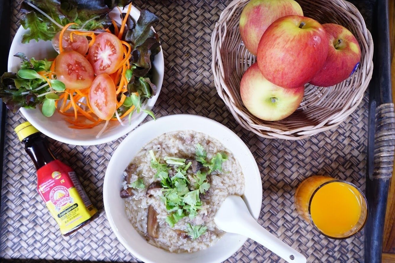 daily local cuisine breakfast (thb 100 per person)