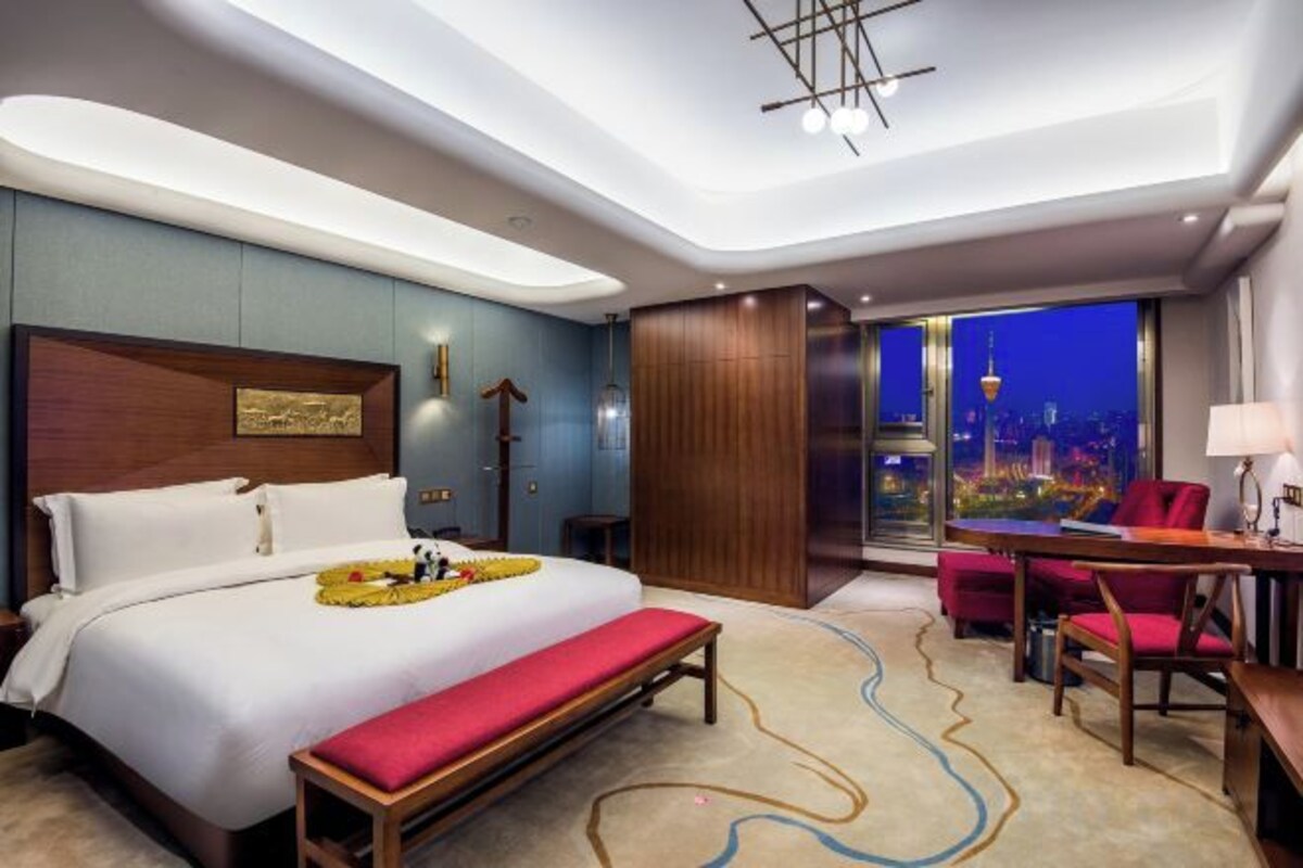 Cloud View Deluxe Big Bed Room