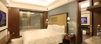 Lujia International Hotel