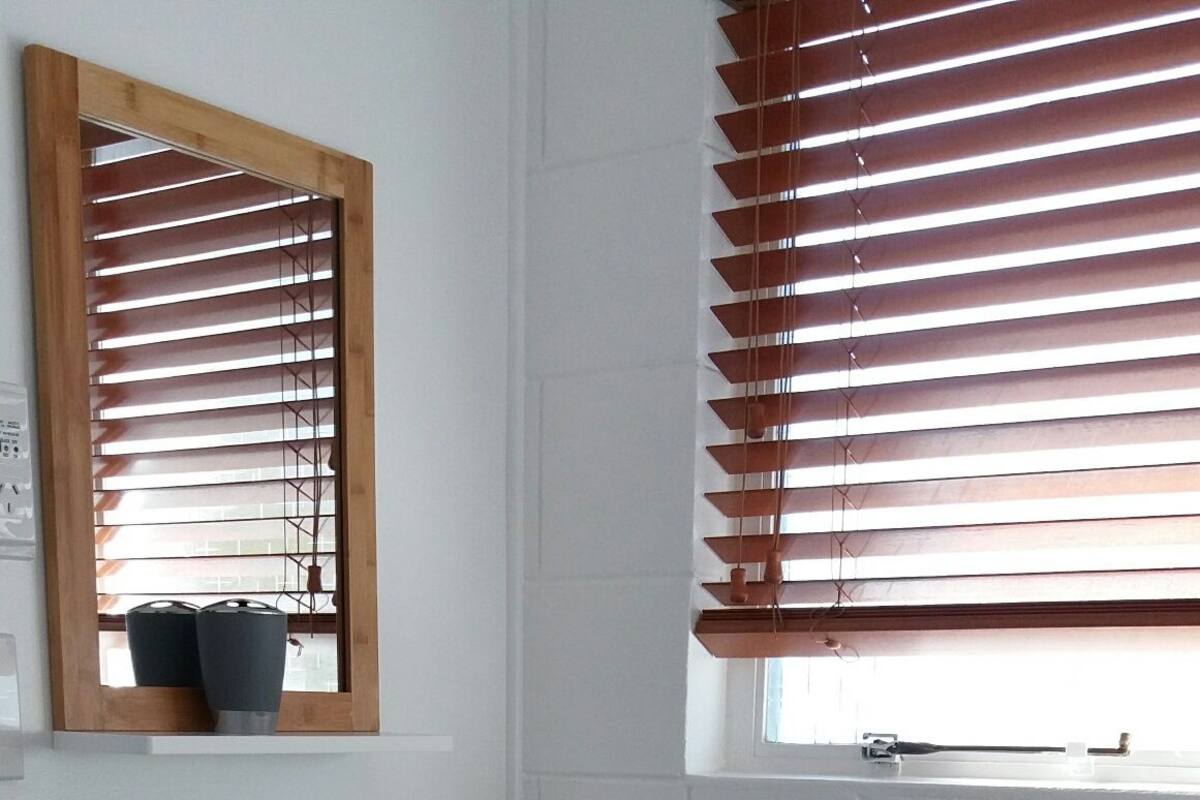 Studio, 1 Queen Bed | Iron/ironing board, free cots/infant beds, free WiFi, bed sheets