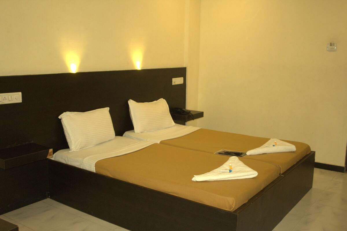 Double Room | Meja, Wi-fi percuma