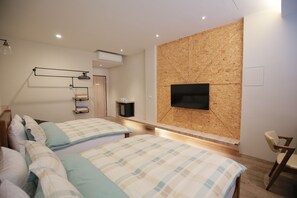 Family Quadruple Room, 1 Bedroom | 1 bedroom, premium bedding, down comforters, Select Comfort beds - Enjoy Home Stay (Tainan)