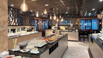 Daily buffet breakfast (EUR 18 per person)