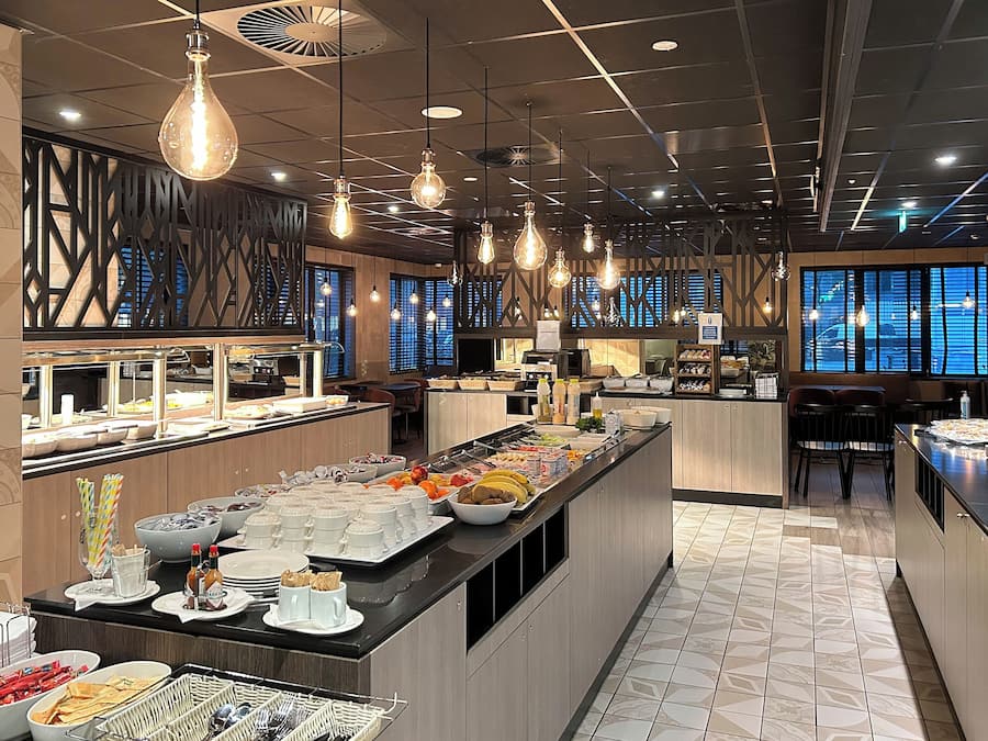 Daily buffet breakfast (EUR 20 per person)