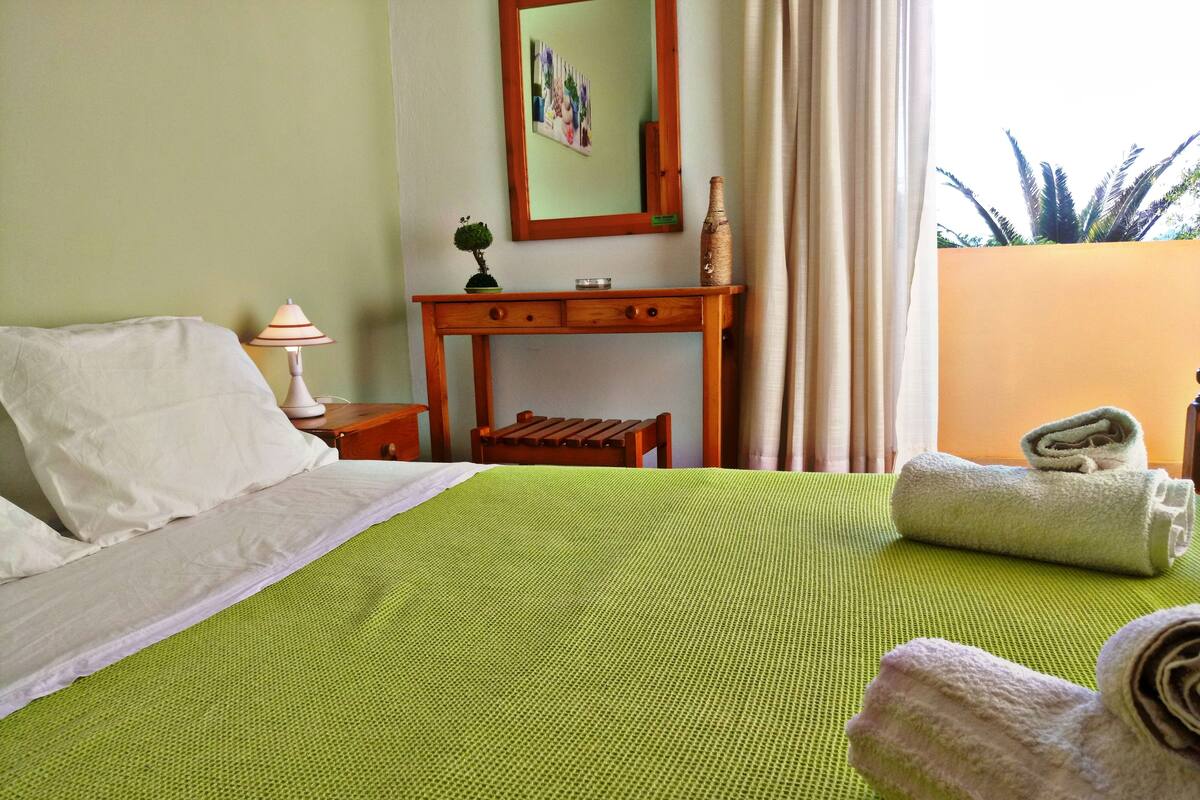 Apartment, 2 Bedrooms | Iron/ironing board, free cots/infant beds, rollaway beds, free WiFi