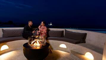 Senses Honeymoon Villa with Private Pool | Teres/patio