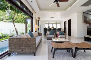 LCD TV - 2 Br Luxury Villa SDV141 near the beachfront by Samui Dream Villas  (Koh Samui)