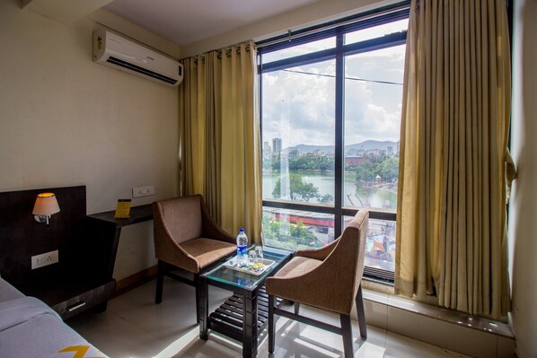 Deluxe Room | Premium bedding, rollaway beds, free WiFi