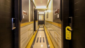 Lobby - Fabhotel Time Square Thane West (Thane)