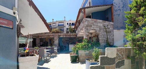 Mai Hotel