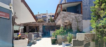 Mai Hotel