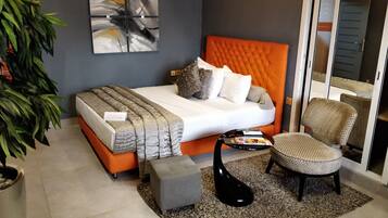 Club Room