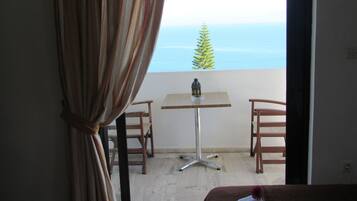 Estúdio superior, vista para o mar | Sacada