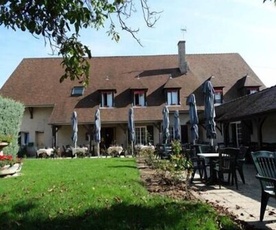 Hôtel Restaurant Le relais de la Sans Fond