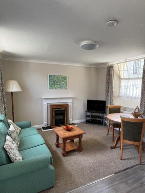 基本平房 | 起居區