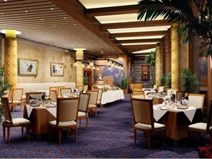 Daily buffet breakfast (CNY 60 per person)