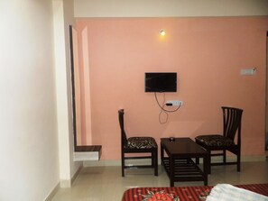 Phòng Tiêu chuẩn (Airconditioned) | Phòng tắm | Buồng tắm vòi sen