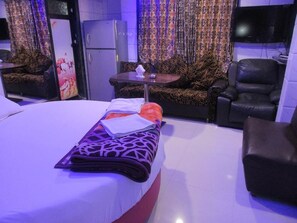 Desk, iron/ironing board, rollaway beds, free WiFi
