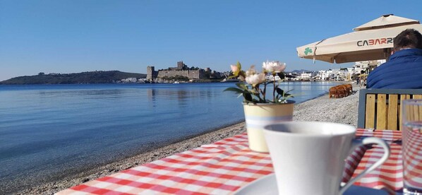 Beach nearby, free beach cabanas, sun-loungers, beach umbrellas