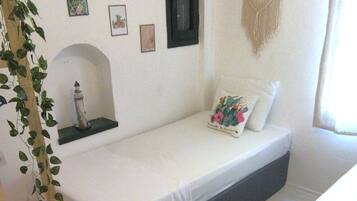 Standard-Zweibettzimmer | Bügeleisen/Bügelbrett, kostenloses WLAN, Bettwäsche