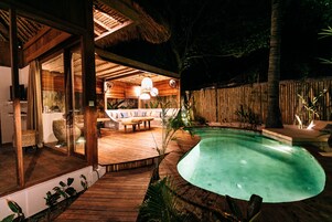 Romantic Villa, 1 King Bed | Private pool