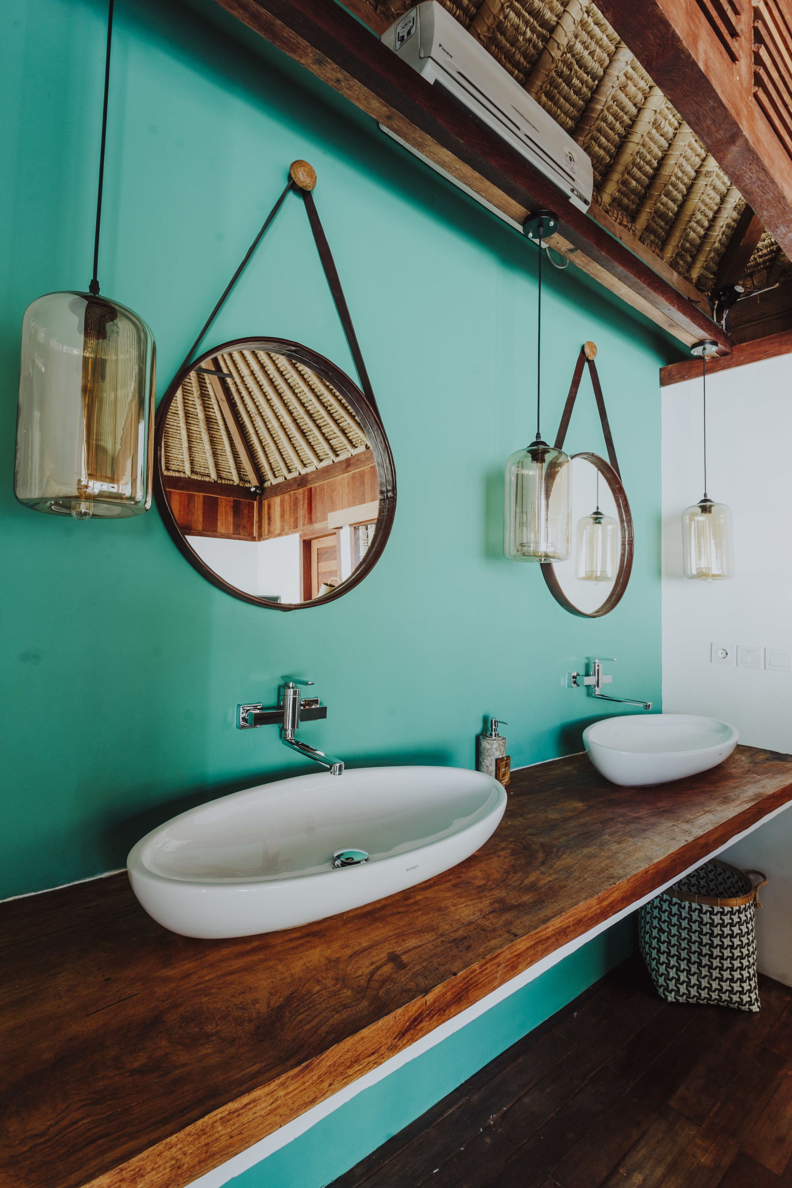 romantic villa, 1 king bed | bathroom sink