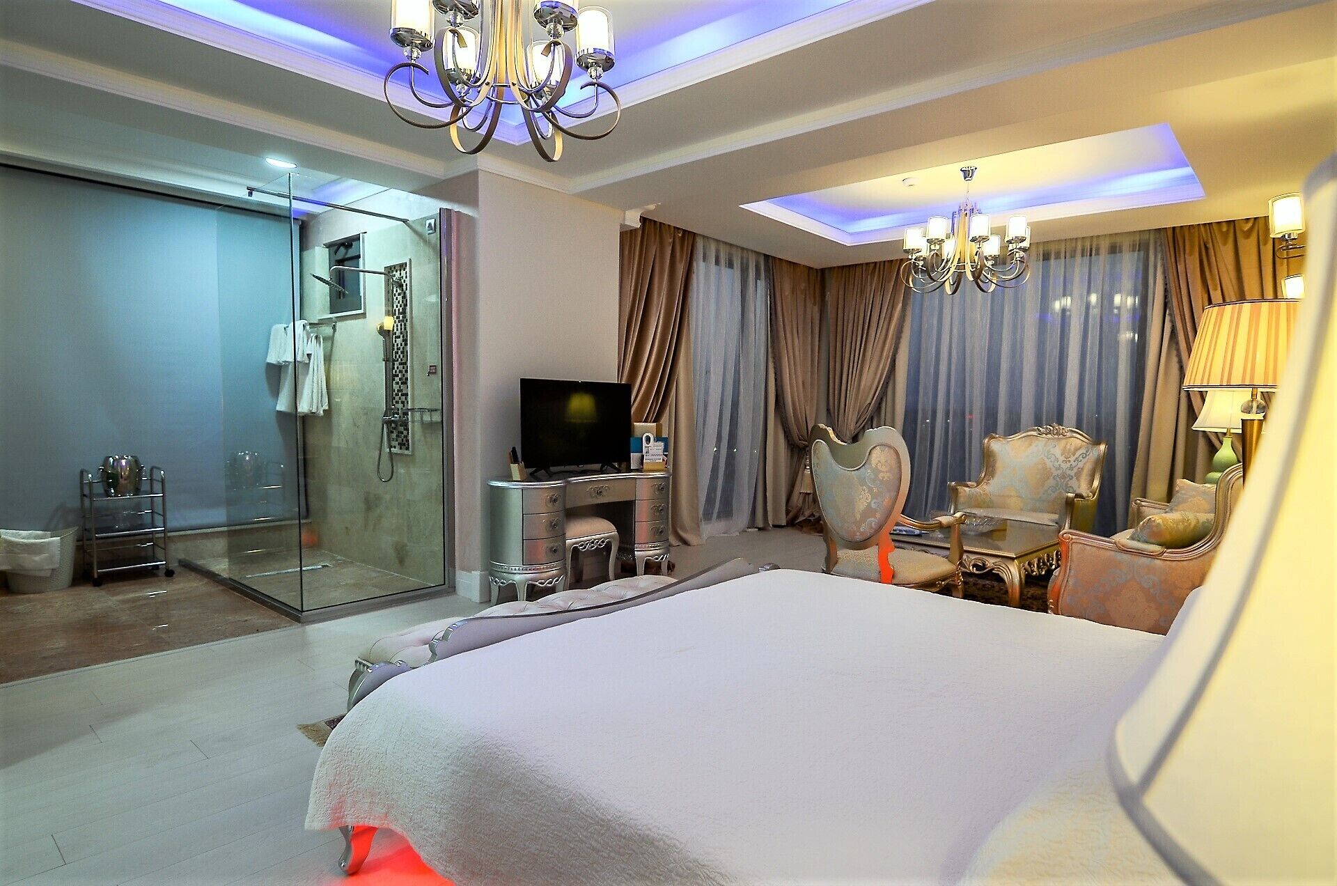 Nhà Duplex, hiên | Buồng tắm vòi sen