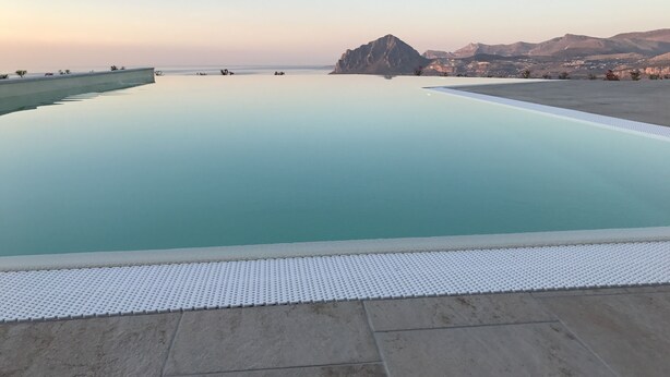 Outdoor pool - RESORT VENERE DI ERICE HOTEL & SPA (Valderice)