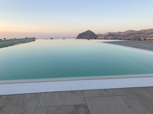 RESORT VENERE DI ERICE HOTEL & SPA