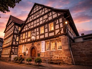 Front of property - Hotel Schachtenburg (Schlitz)