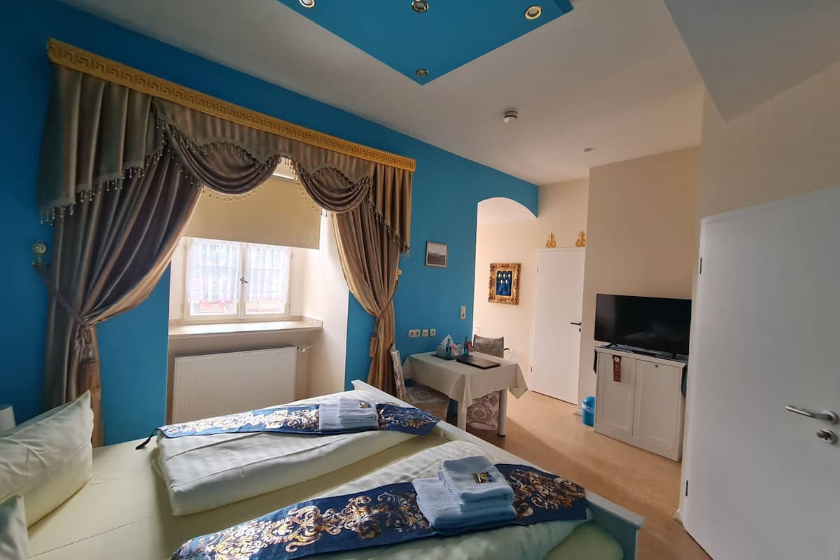 superior double room, 1 bedroom, accessible, garden view | 1 bedroom, desk, free wifi, bed sheets