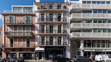 Facciata della struttura