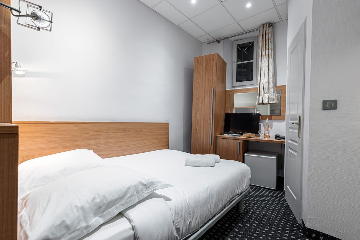 Economy Double Room | Wi-fi percuma, cadar katil
