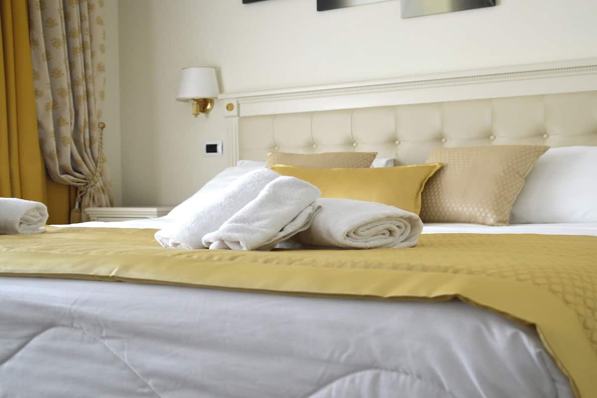 Literie de qualité supérieure, minibar, coffres-forts dans les chambres