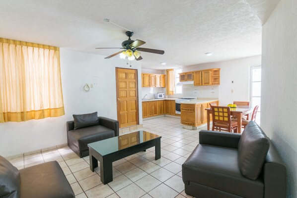 Apartment, 2 Bedrooms | Living room | Flat-screen TV - Suites Poliforum Inn (León)