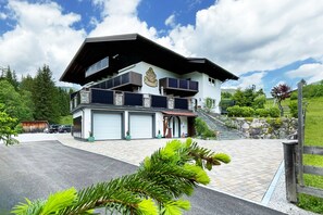 Front of property - Landhaus Vierthaler (Filzmoos)