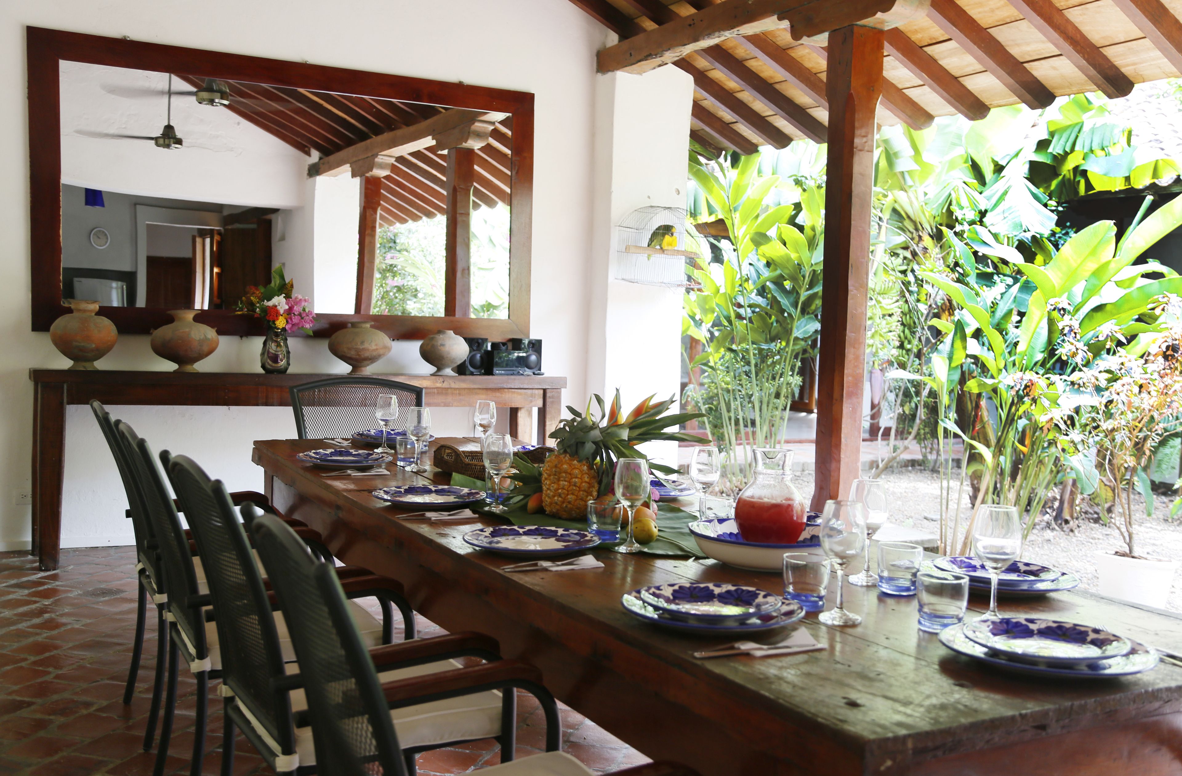 free daily cooked-to-order breakfast