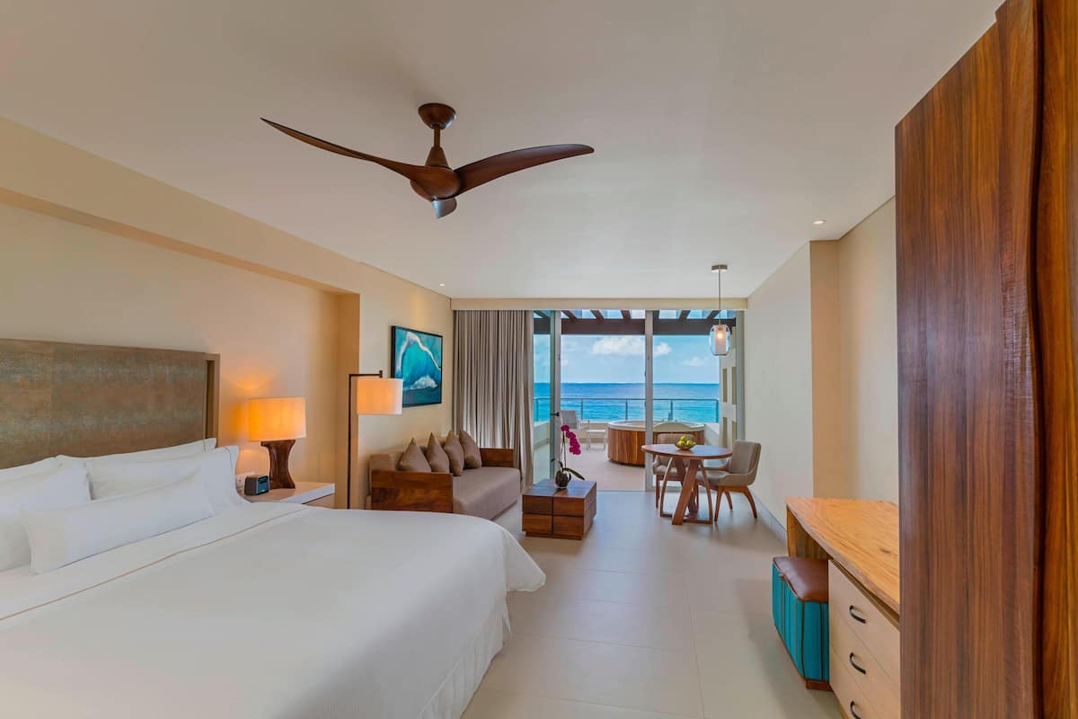 1 bedroom, premium bedding, in-room safe, desk
