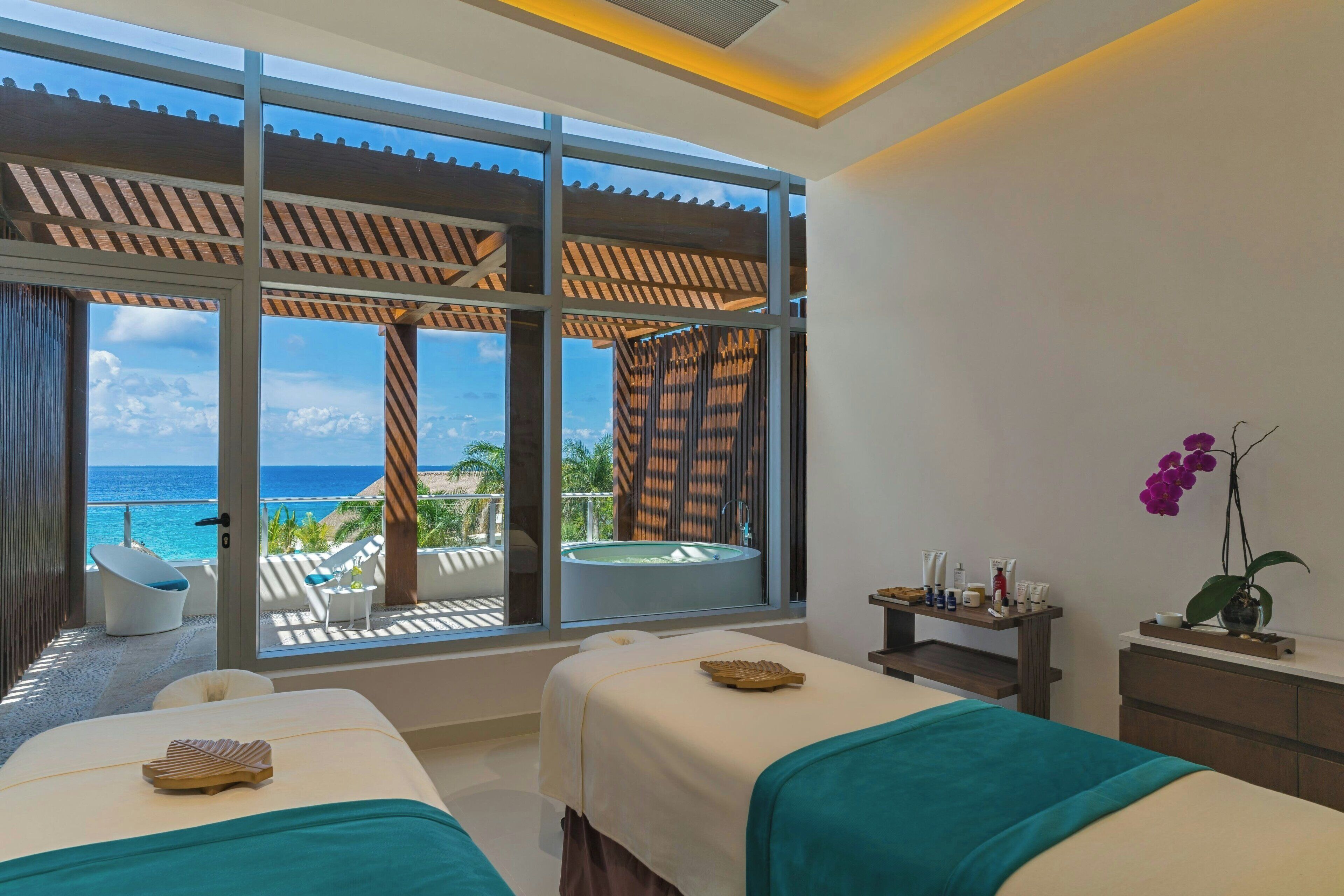 outdoor treatment area, sauna, steam room, body treatments, body wraps