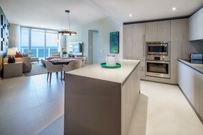 Fridge, microwave, oven, stovetop - Hyde Resort and Residences, OceanMiami Collection (Hollywood)