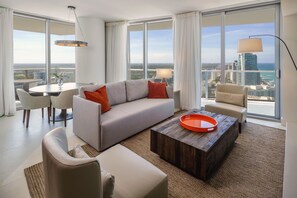 Una televisión de pantalla plana